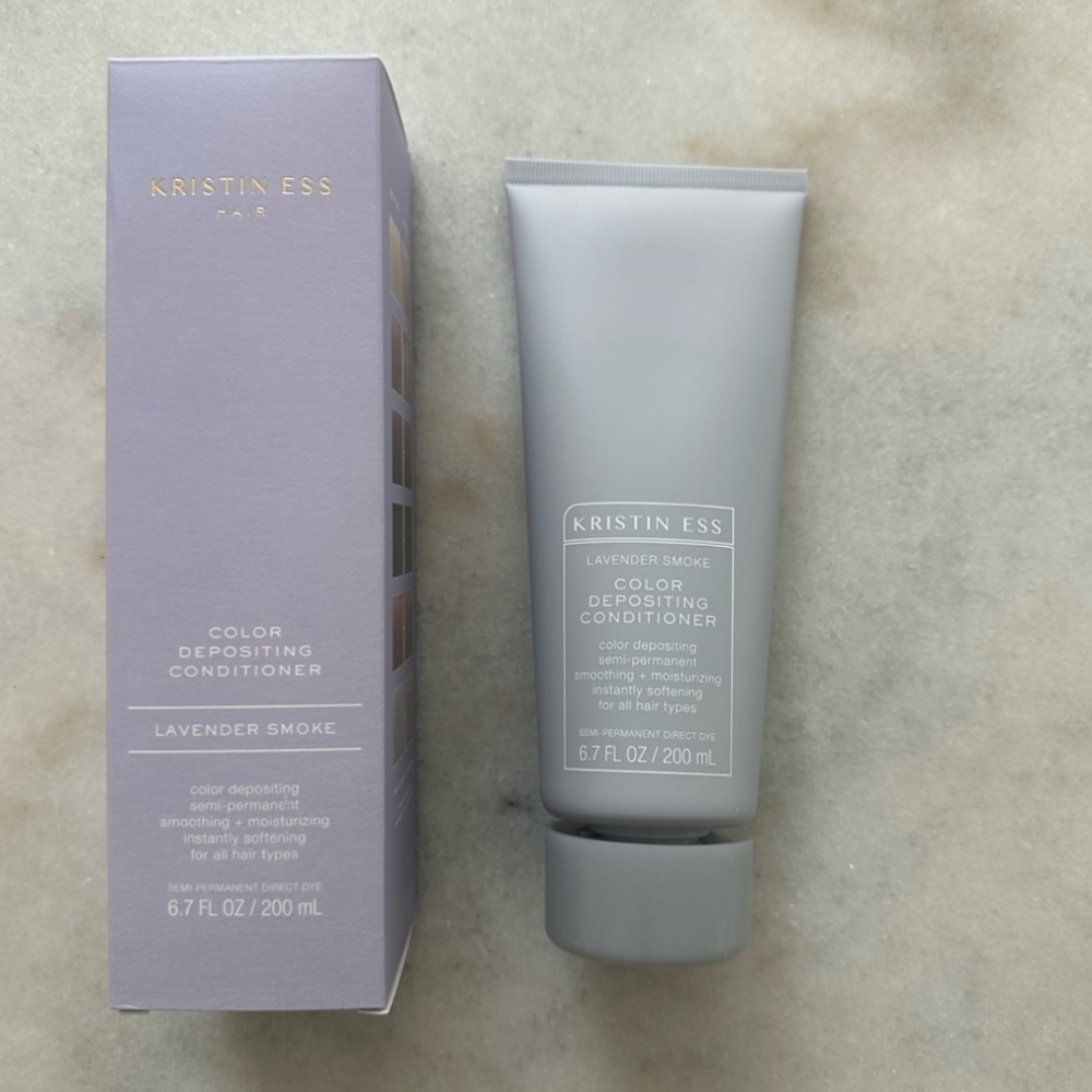 Lavender Smoke Color Depositing Conditioner